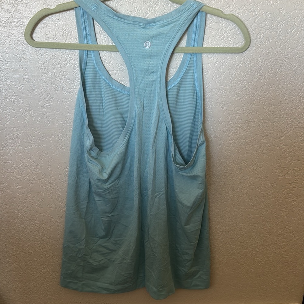 Lululemon Swiftly Tech Racerback Tank 2.0 - Picture 2 of 3
